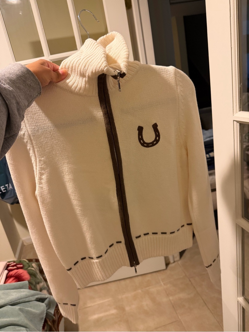 Abercrombie & Fitch Cream Cowgirl Zip Knit Sweater